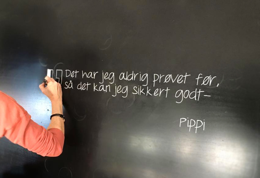 Friskolen Glasværket er en fri grundskole med fokus på håndværk og design.